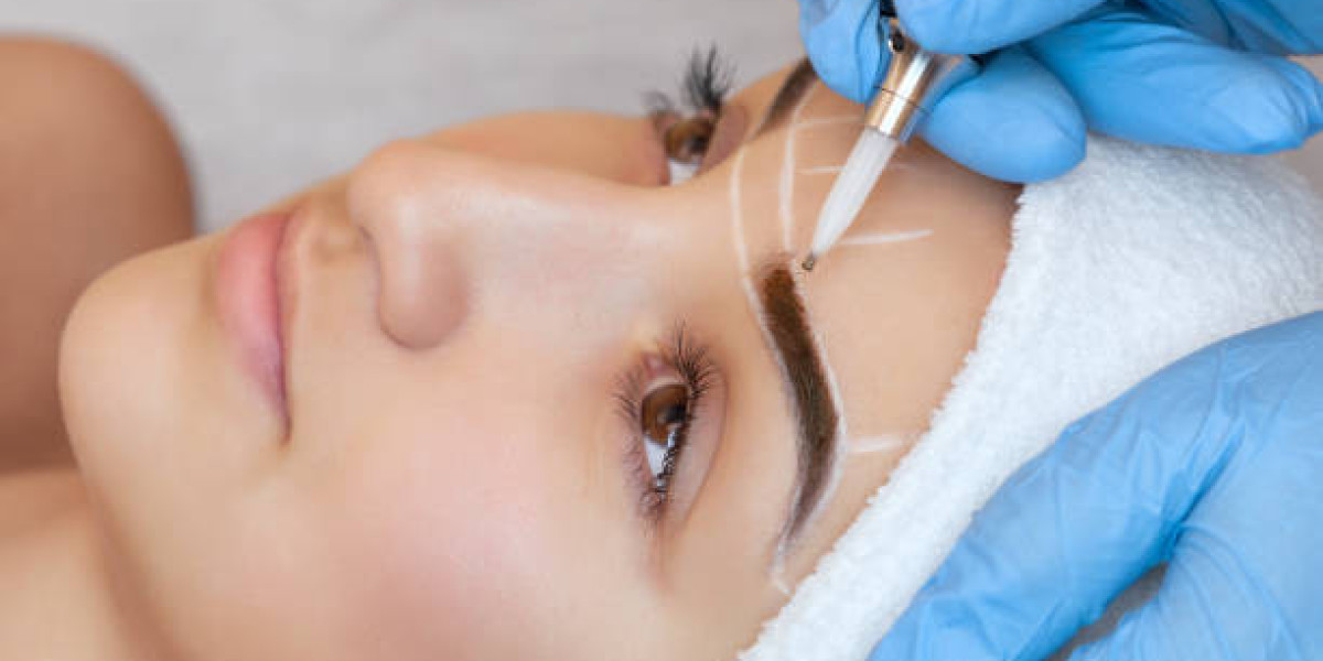 How to Choose the Best Artist for Microblading in Dubai