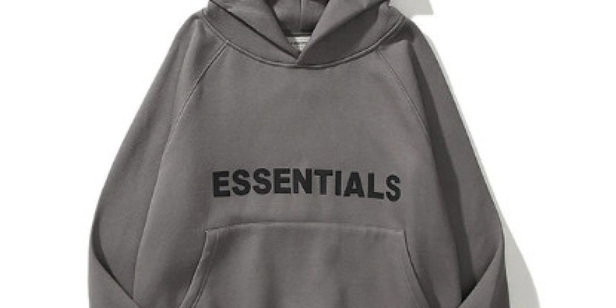 Classic Essentials Hoodie Canada Fit